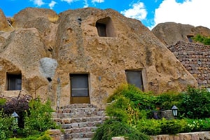 عکس از روستای کندوان ، روستایی زیبا در دل صخره ها